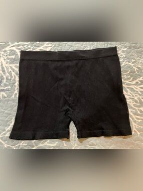 🧨Fashion Nova shorts woman size medium/large